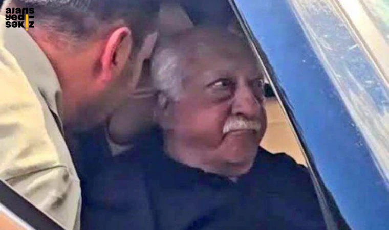 Gülen, vasiyetinde annesinin yanına gömülmek istedi.