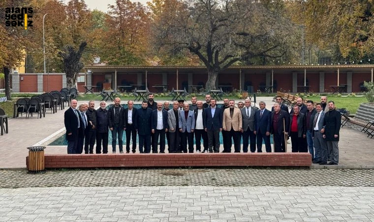 Özkan Çetinkaya öncülüğünde mahalle sorunları ve projeler istişare edildi.