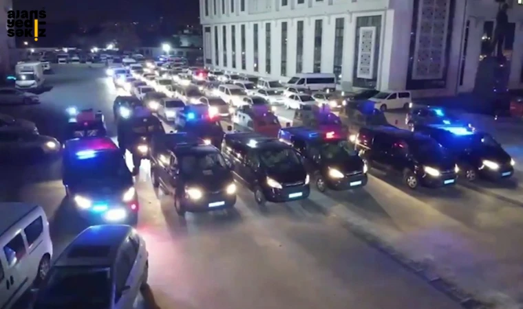 1 ton 806 kilo uyuşturucu madde ve 8 milyon 437 bin uyuşturucu hap ele geçirildi.