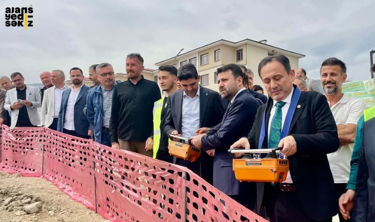 Yapımı devam eden Tapu ve Kadastro binasında incelemelerde bulunuldu.