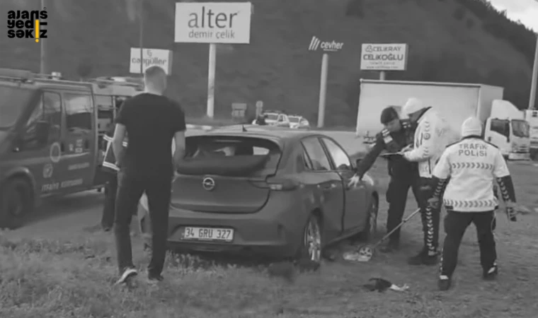 Karabük OSB bölgesinde tır ve otomobil çarptıştı. 3 kişi hayatını kaybetti.