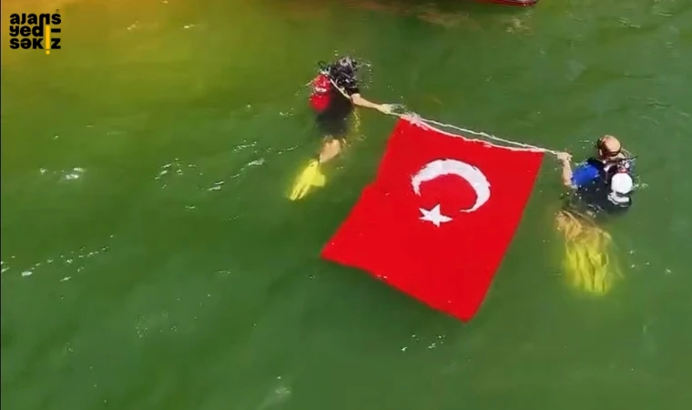 Ovacık’ta 19 Mayıs'a özel anlam yüklü su altı gösterisi gerçekleşti.