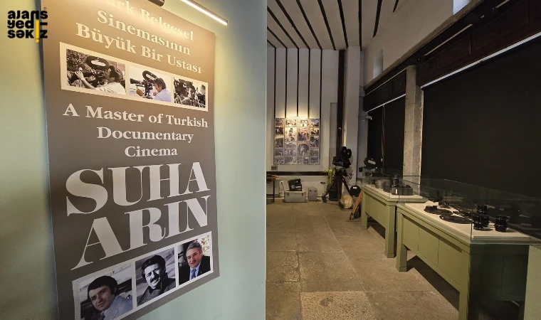 Tarihi çarşıdaki sergi, yerli ve yabancı turistlerden büyük ilgi görüyor.