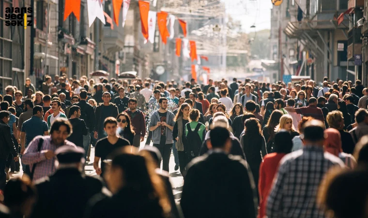TÜİK: Temmuz'da işsiz sayısı 164 bin azaldı, istihdam 32,5 milyona ulaştı.