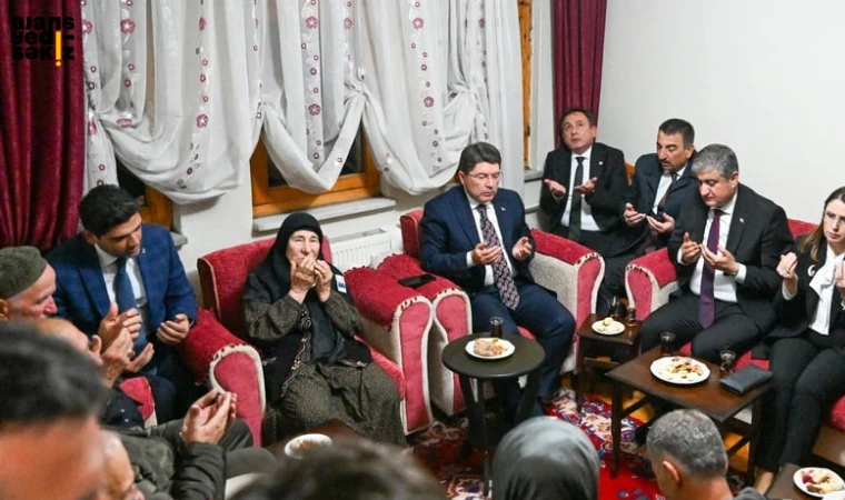 Adalet Bakanı Tunç, şehit Nuri Özcan'ın ailesini ziyaret ederek sabır diledi.