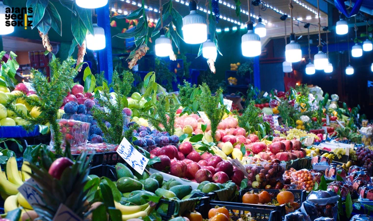 Ekim ayında enflasyon 2,55 oldu. Yıllık bazda ise enflasyon 32,87'ye geriledi.