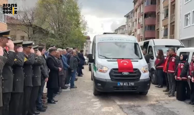Şehit Komutan Özcan için baba ocağında helallik alındı; gözyaşları sel oldu.