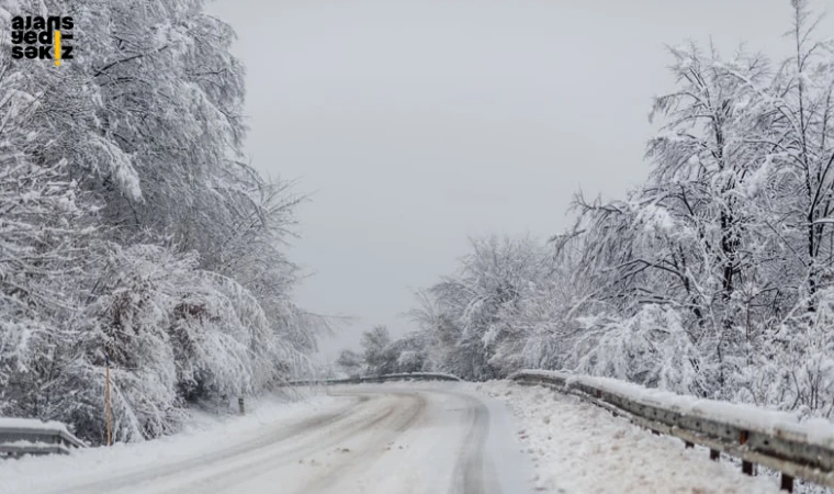 Ulaştırma Bk: "Yol geçici olarak trafiğe kapatılmıştır. Alternatif güzergah kullanılmalıdır."
