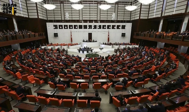 Cumhurbaşkanı, bakan ve milletvekili maaşları belli oldu.