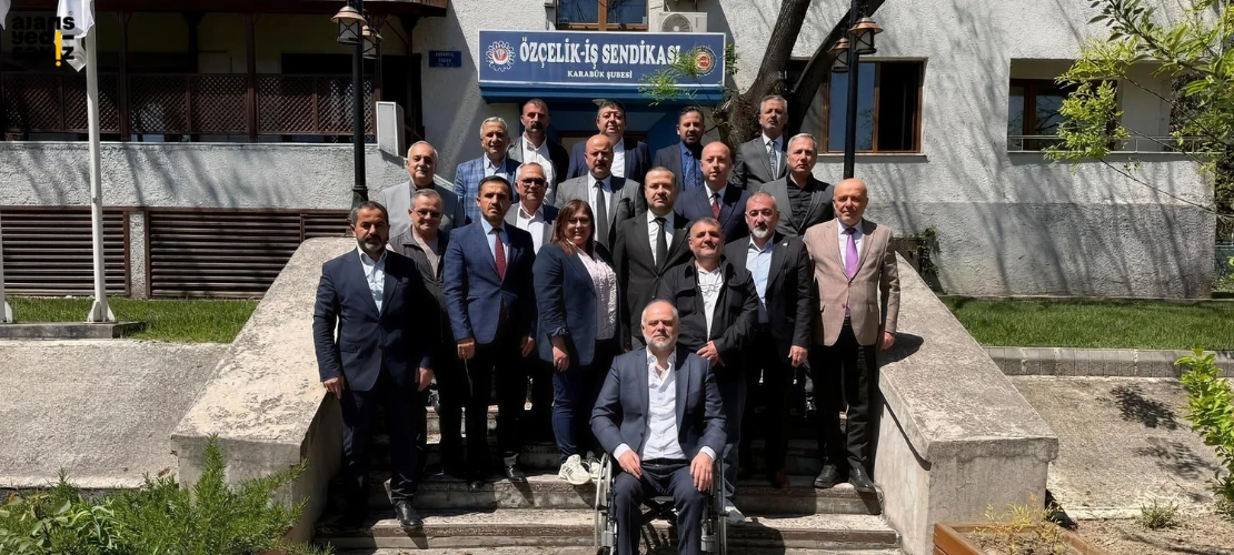 Sivil toplum kuruluşları Özçelik-İş'i ziyaret ederek emekçilerin bayramını kutladı.