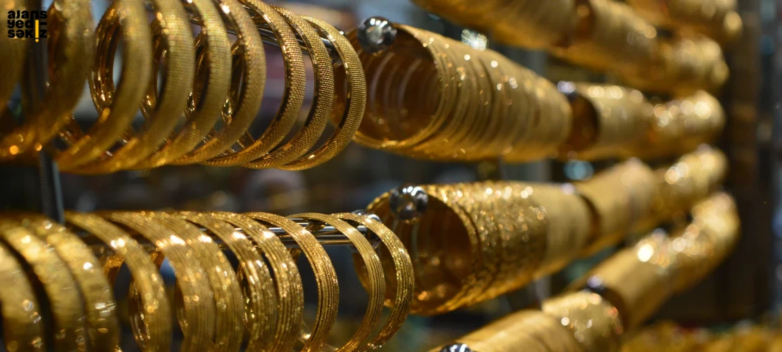 ABD-İran hattındaki ateşkes beklentisiyle gram altın 6.812 liraya çıktı