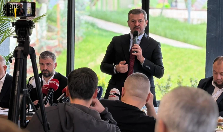 Başkan Çetinkaya, ücretsiz ulaşım yerine indirimli tarife uygulanacağını açıkladı.