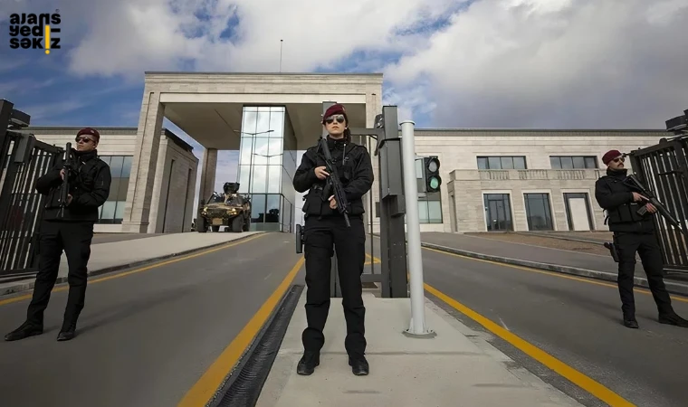 Casusluk şebekesine 4 ilde eş zamanlı operasyon düzenlendi, 7 kişi tutuklandı.