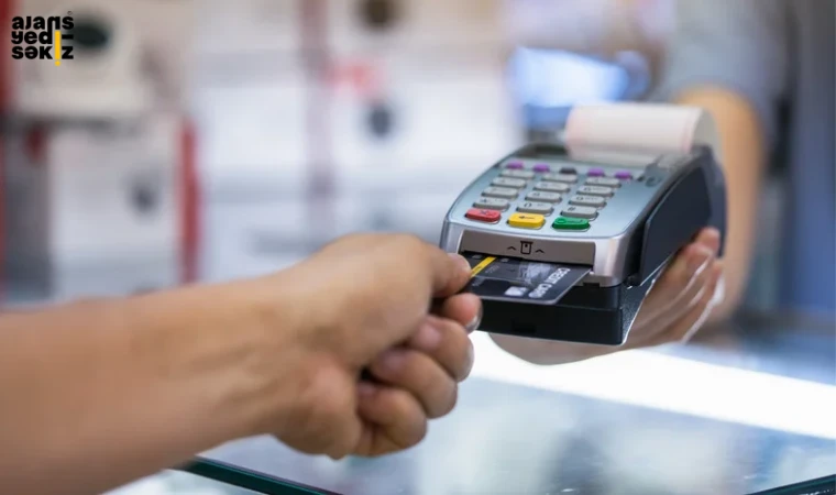 Türkiye'de 147 milyon kredi kartı sahibinin 3 trilyon lira borcu bulunuyor.