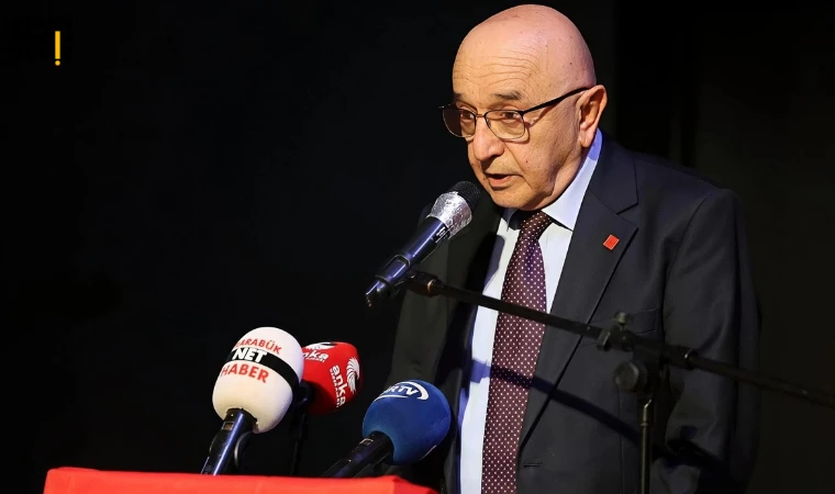 Vedat Yaşar, Atatürk'e yönelik paylaşımlar sonrası sessizliğe tepki gösterdi.