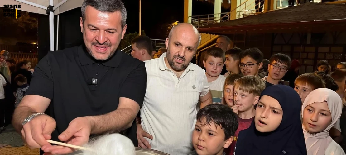 "Aileni Al, Camiye Gel" etkinliği yoğun katılımla gerçekleştirildi.