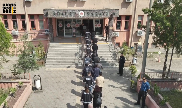 Karabük merkezli soruşturmada 5 ilde düzenlenen operasyonda 13 şüpheli yakalandı.