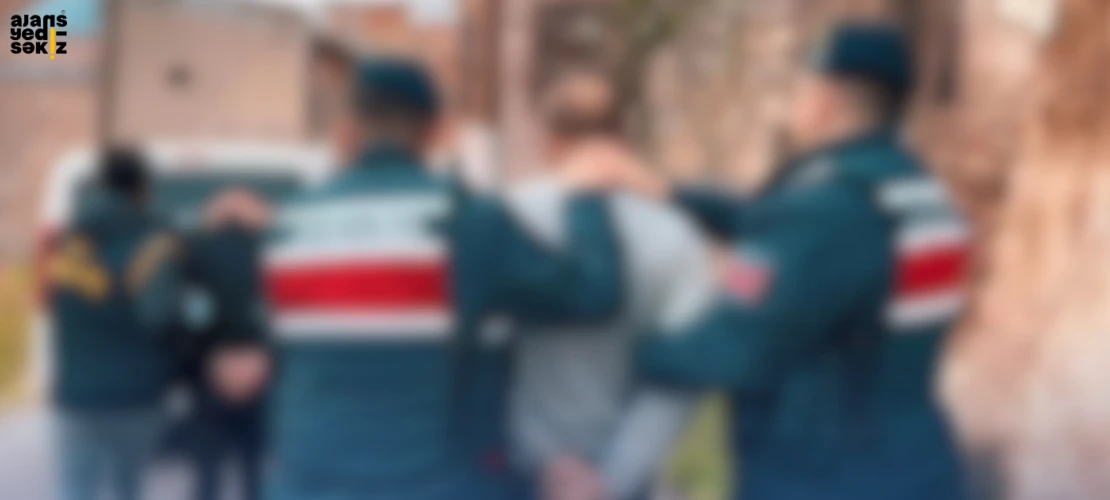 Karabük'te düzenlenen 3 operasyonda skunk bitkisi ve uyuşturucu üretim malzemeleri ele geçirildi.