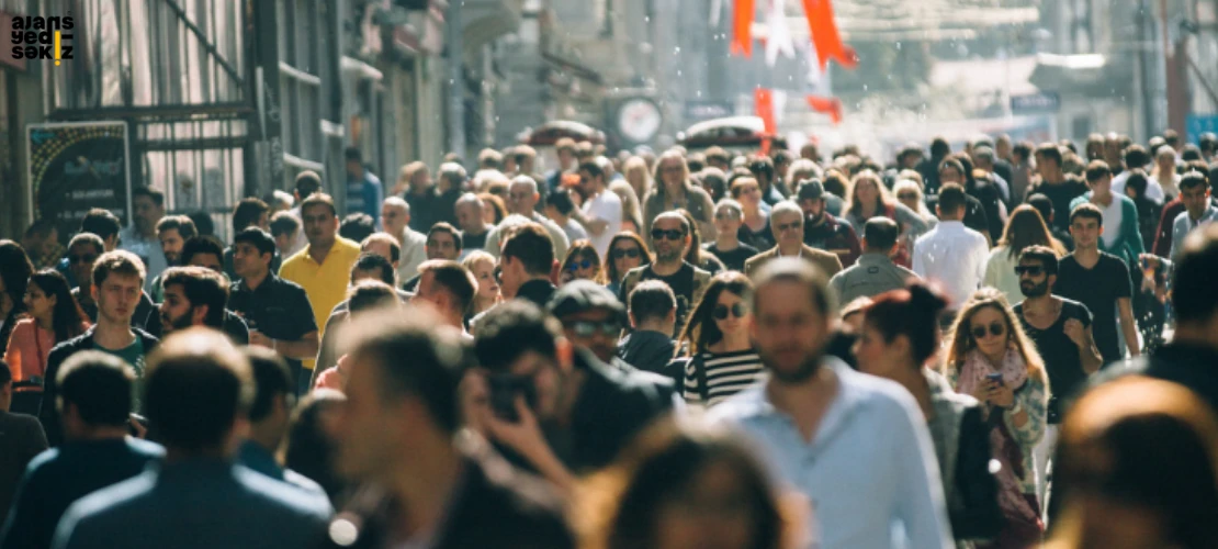 TÜİK verilerine göre kadınlar erkeklerden 5,2 yıl daha uzun yaşıyor.