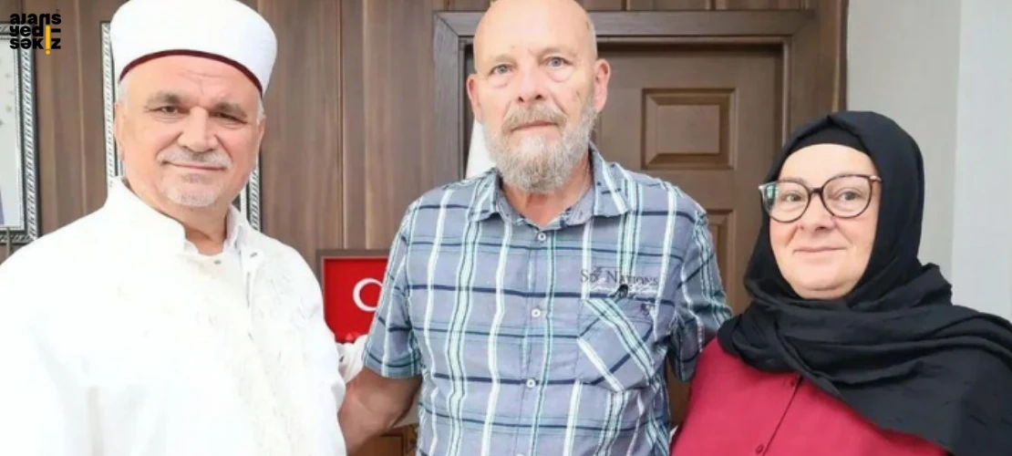 66 yaşındaki Ralf Sohn, Kelime-i Şehadet getirerek “Recep” ismini aldı.