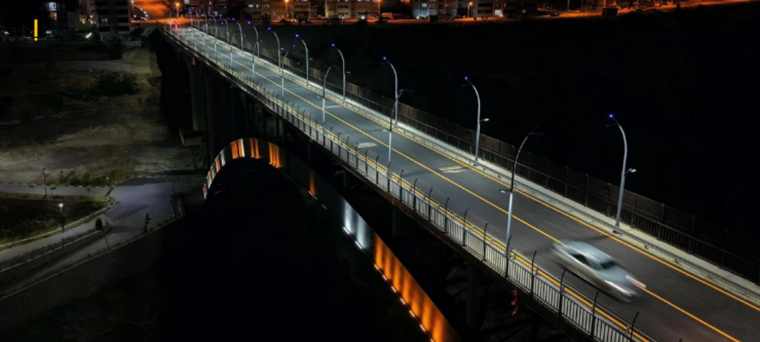 Bakım ve altyapı çalışmaları tamamlanan köprü yeniden trafiğe açıldı.