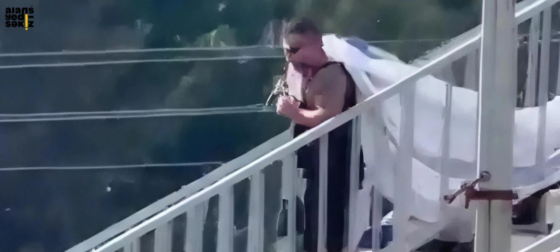 Devrek'te Başkan Erdoğan'ın pankartını söken ve zarar veren şahıs tutuklandı.