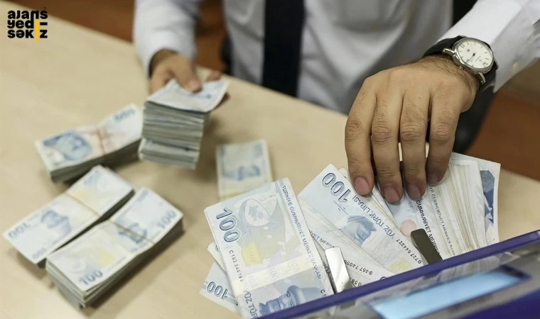 Faiz indirim oranları düşürüldü, borcu olanlara kredi imkânı sağlandı.