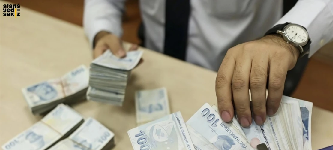 Faiz indirim oranları düşürüldü, borcu olanlara kredi imkânı sağlandı.