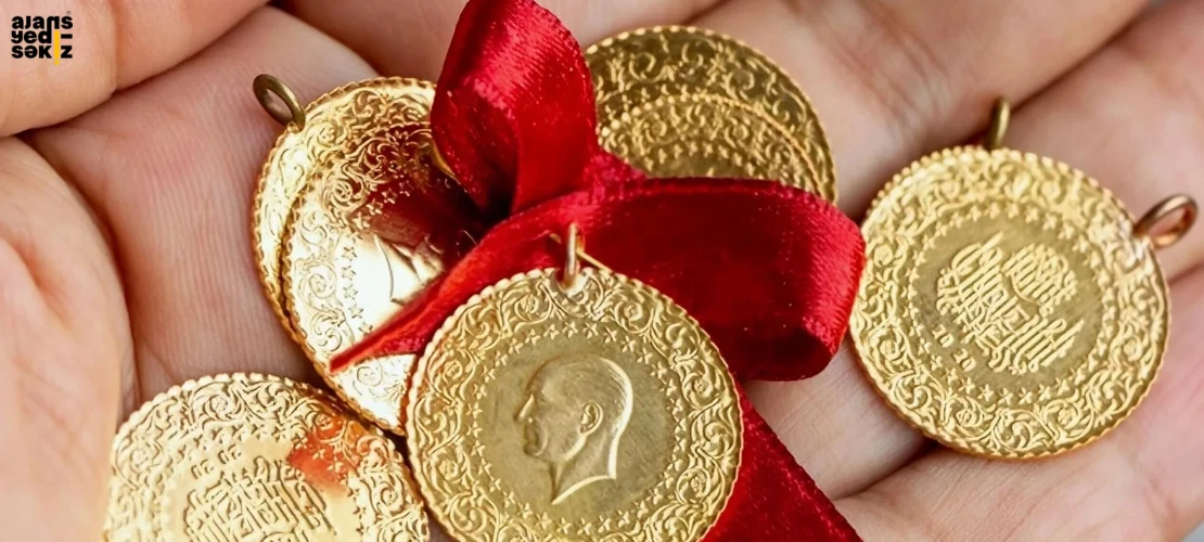 Gram altın, 4 aylık aranın ardından yeniden 7 bin lira seviyesini aşarak 7 bin 19 lirayı gördü.