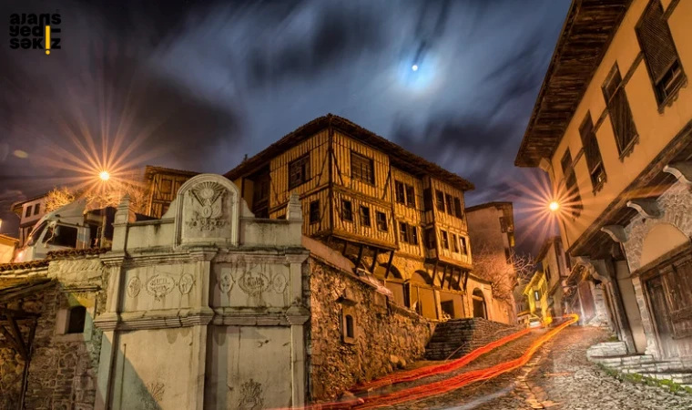Konaklamada yerli turist sayısı %7,1 artarken, yabancı turist sayısı %13 geriledi.