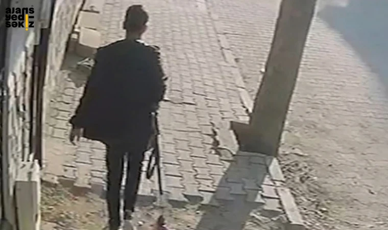 15 yaşındaki saldırgan yakalanırken, anne, baba ve dede de gözaltına alındı.