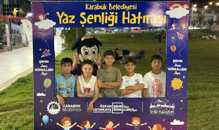 Karabük Belediyesi’nin Yaz Şenliği, çocuklar ve ailelerden yoğun ilgi görüyor.