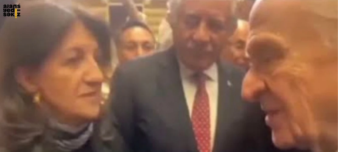 Bahçeli, "Seyahatiniz oluyor mu?" diye sordu, selamını iletmelerini istedi.