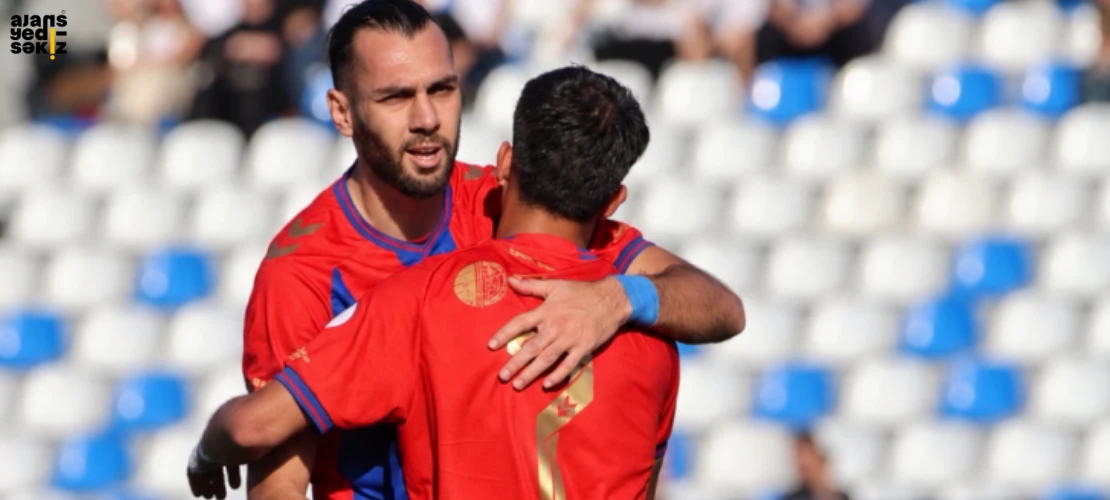 Karabük ekibi, Küçükçekmece Sinopspor'u 4-0'lık net skorla devirdi.