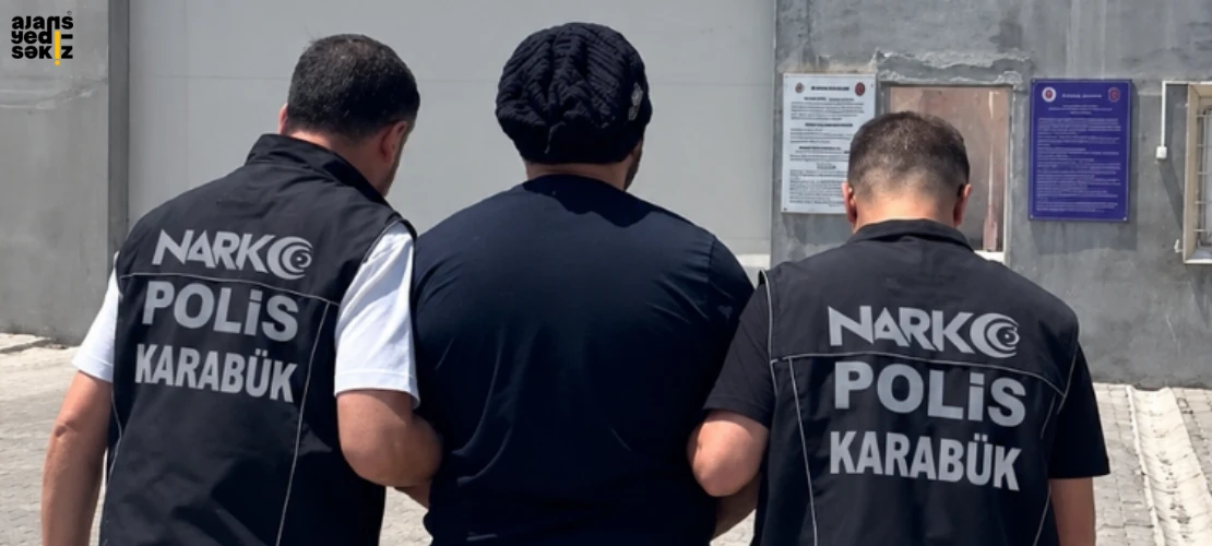 Karabük'te düzenlenen operasyonda, ampul içine saklanmış marihuana ve extacy bulundu.