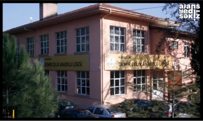 İlimizin en eski ve köklü okulları arasında yer alan Karabük'te Demir Çelik Lisesi 69 yıl sonra yıkılıyor!