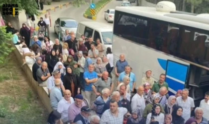 Hacı Adayları Dualarla Uğurlandı!