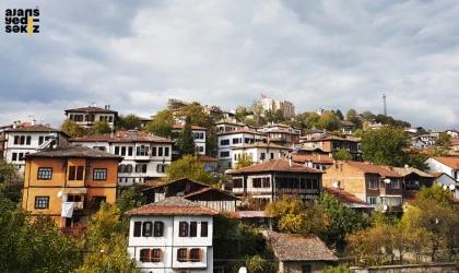 Safranbolu, ilk 6 ayda 3 milyon 188 bin ziyaretçi ağırlayarak rekoru kırdı.