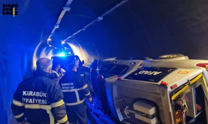 Yenice’deki kaza yerine giden AFAD aracı devrildi. 2 AFAD personeli yaralandı.