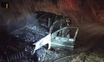 Karabük-Ovacık yolunda alev alan cip küle döndü.