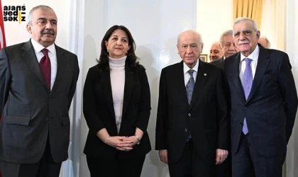 DEM Parti heyeti, bugün ikinci kez İmralı'ya giderek teröristbaşı ile görüşecek.