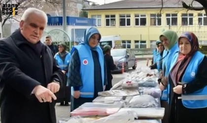 Depremde yıkılan cami ve Kur’an kurslarının yeniden inşası için hayır çarşısı kuruldu.