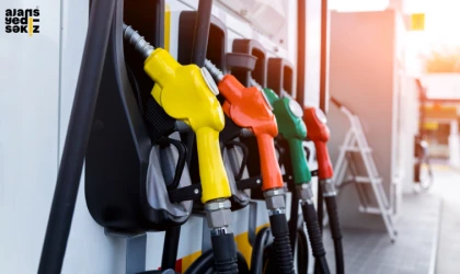 17 Nisan Perşembe günü benzine 1 lira 15 kuruş zam bekleniyor.