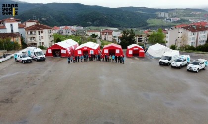 54 m² çadırla 70 hastaya anında müdahale.