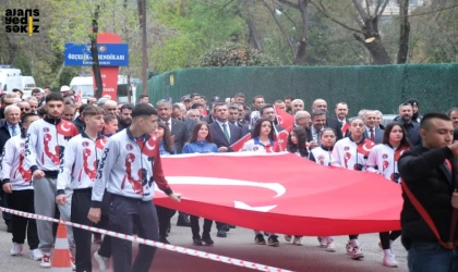 88. yıl “3 Gün 3 Gece 3 Nisan” kutlama programı kentte iz bıraktı.