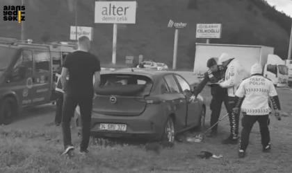 Karabük OSB bölgesinde tır ve otomobil çarptıştı. 3 kişi hayatını kaybetti.