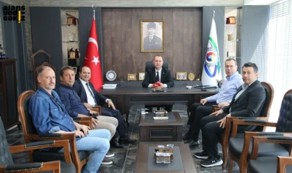 İş insanlarıyla buluşan seminerde finansal dinamikler masaya yatırıldı.