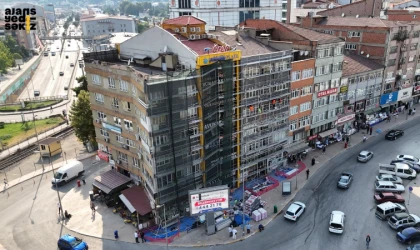 Karabük Belediyesi, 3 caddede kapsamlı yenileme çalışması başlattı.
