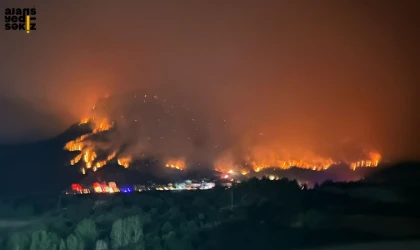 Saat 20.00 sularında tahliye süreci başlayan Cumayanı Armağan Mahallesi'nde son durum.