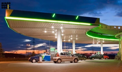 Yarından İtibaren Benzine Litre Başına 1,22 TL Zam Bekleniyor.
